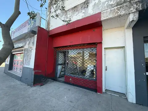 LOCAL EN ALQUILER SOBRE AV. SAVIO SAN NICOLAS DE L