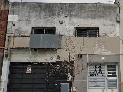 Local al frente-9 Cocheras 2 salas de Ensay. Departamento 2 amb. x Escal. Yerbal al 1700 u$s 248.000