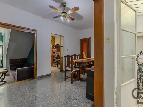Depto Tipo Casa en Venta 45 años