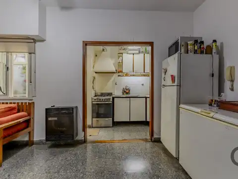 Depto Tipo Casa 5 ambientes con 1 baño
