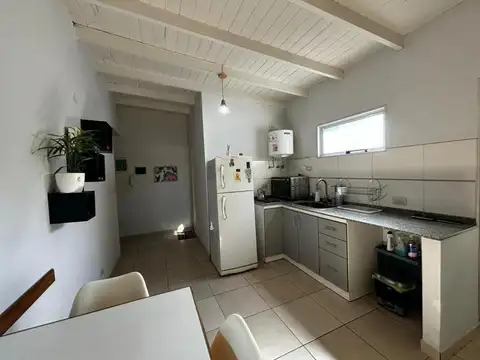 Departamento en Alquiler en Banfield, $ 450.000