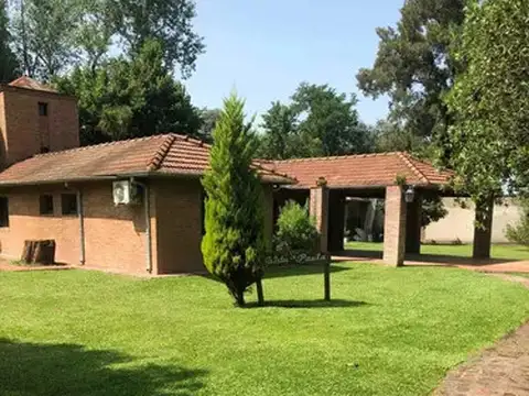 Casaquinta Francisco Alvarez Parque Gorriti Permuta Capital