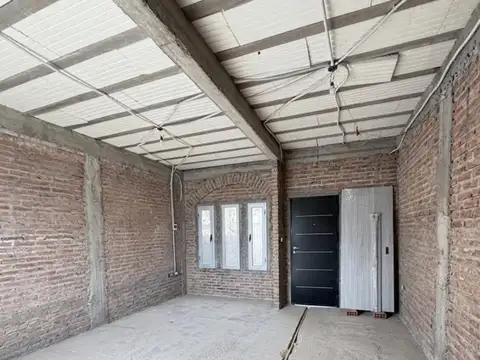 CASA EN OPORTUNIDAD A REFACCIONAR