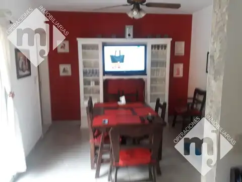 Depto Tipo Casa en Venta de 3 ambientes