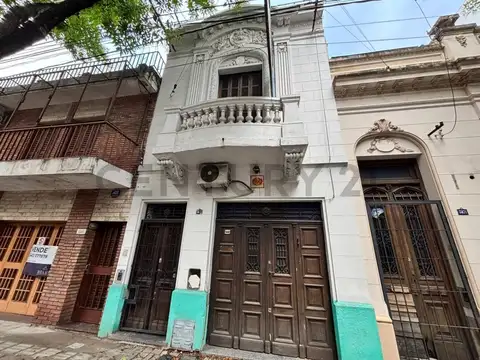 San Luis 3400, Piso 0