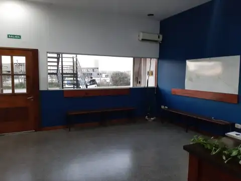 Alquiler local 70m2 loma verde