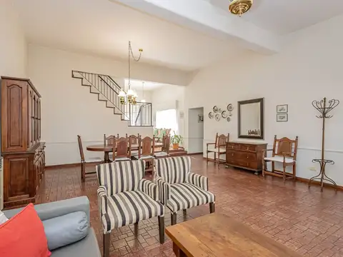 Casa en Venta en Castelar, USD 175.000