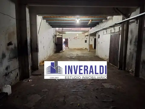 Galpon en Venta 38  mts Fondo