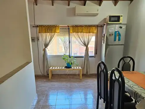 VENTA PH MATADEROS SIN EXPENSAS, MUY BUEN ESTADO!