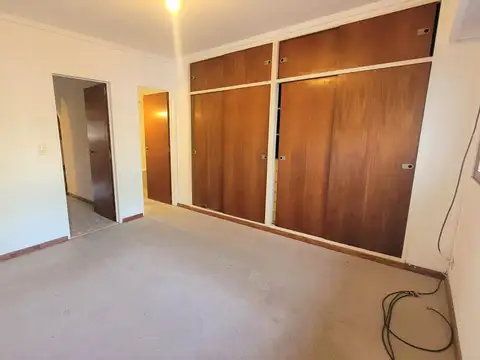 Depto Tipo Casa en Venta con 2 cocheras