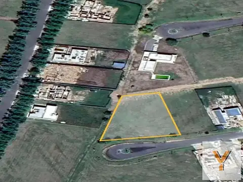 Terreno en Venta en Countries y Barrios Cerrados en la Plata, USD 45.000