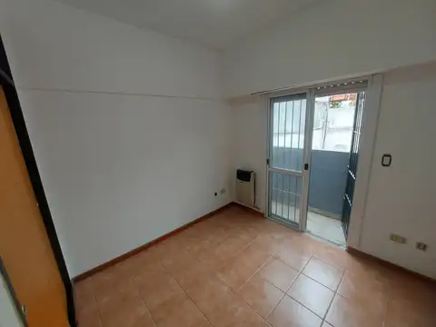 Bermudez 1900, Piso 1
