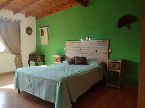 EXCELENTE PROPIEDAD EN MORON CERCANA LA ESTACION