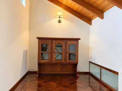 Departamento en Alquiler en Echesortu, $ 595.000