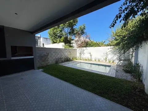 Casa en Venta en Beccar, USD 290.000