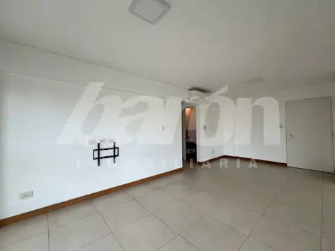 Departamento en Alquiler con 2 cocheras