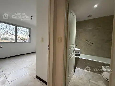 Departamento 3 ambientes con 2 baños