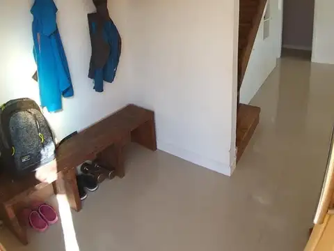 Casa 3 ambientes con 2 baños