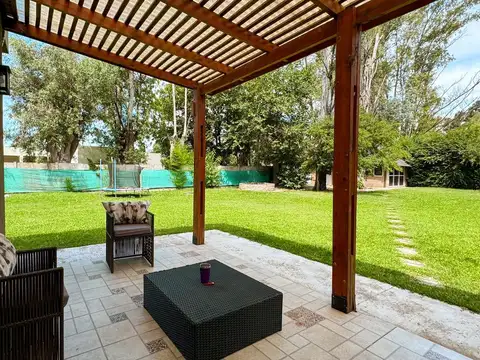 Hermosa casa quinta en venta - Barrio Yei Pora APTO CREDITO