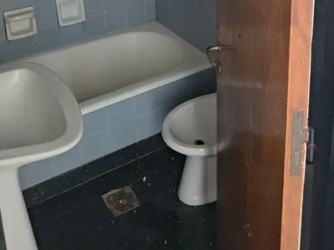 55 e/ 4 y 5 400, Piso 6