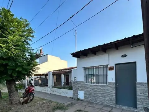 Casa en Venta con 1 cochera