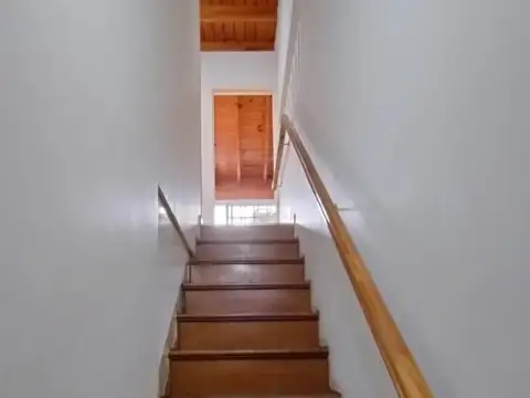 Depto Tipo Casa en Alquiler de 2 dormitorios