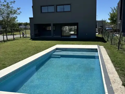 Casa  en Alquiler en San Pablo, Pilar, G.B.A. Zona Norte