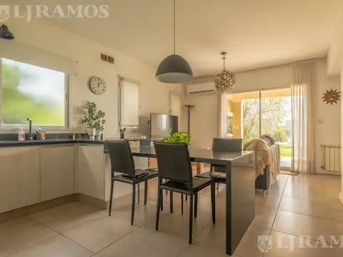 Casa en Venta en San Sebastián, USD 380.000