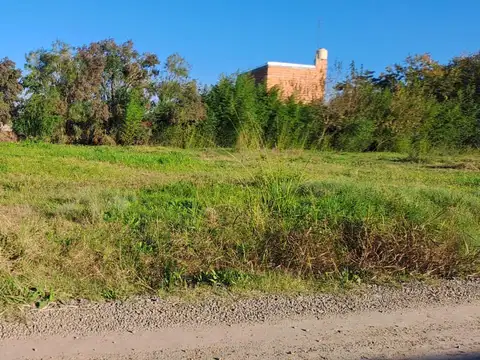 VENTA LOTE  ESCRITURA PLANO ESCOBAR CALLES URUGUAY (TUCUMAN) ENTRE CALLES GELVES Y GRAL PAZ FINANCIA