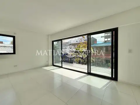 Venta departamento 2 ambientes con cochera en Castelar Sur