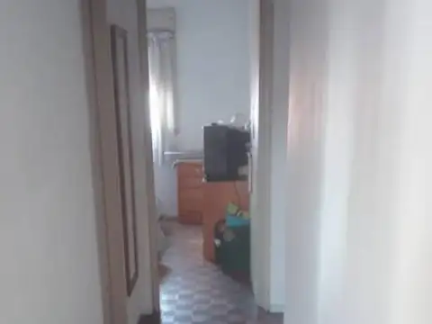 SE VENDE DPTO 4 AMB BAJO FLORES