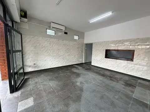 VENTA LOCAL C/ GAS VILLA TESEI HURLINGHAM 