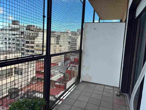 ALQUILER DPTO 4 AMB SAN NICOLAS GRAN BALCON