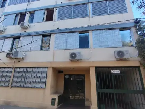 Dpto 2 dormi en Bº Rep. de la sexta