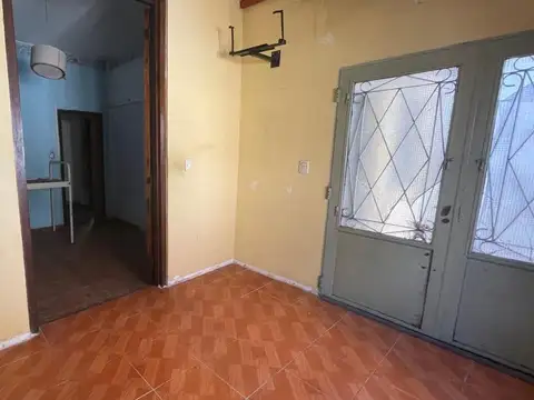 VENTA CASA 5AMB EN TURDERA C/COCHERA 2 PATIOS