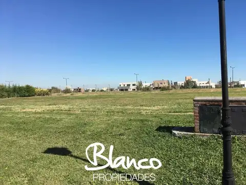 Terreno en Venta en San Sebastian, USD 65.000