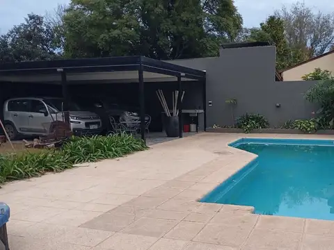 Casa en Venta en Pueblo Esther, Rosario