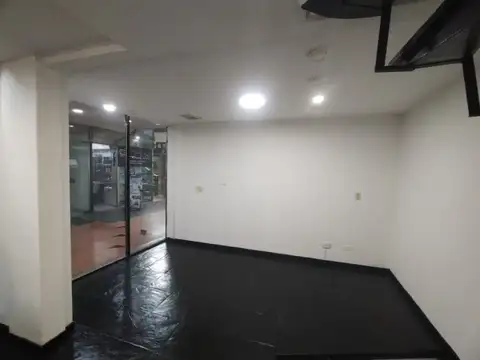 Alquiler de Local de 3 plantas en Galería - Retiro - Bajó de precio