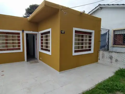 Galpon en Venta 15  mts Frente