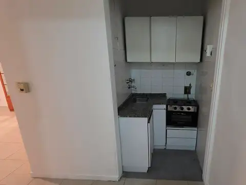 ALQUILER AMPLIO MONOAMBIENTE EN SAN NICOLAS