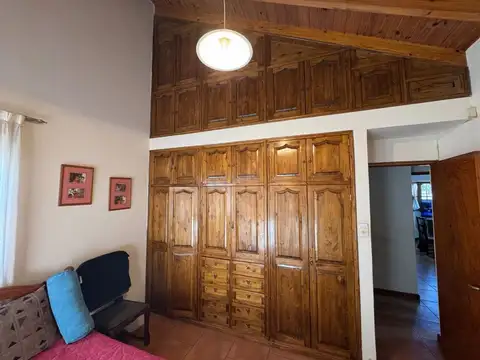 Almirante Brown esquina Dalmau 700