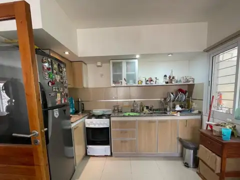 Casa en B Con porton, Bella Vista