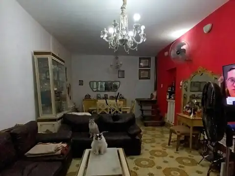 Depto Tipo Casa en Venta de 6 ambientes