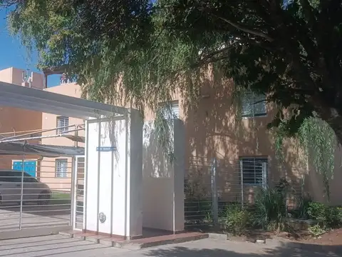 Depto Tipo Casa en Venta en Ampliación Las Palmas, USD 110.000