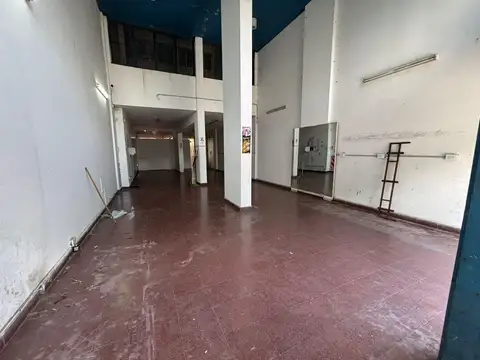 Local en Alquiler 40 años