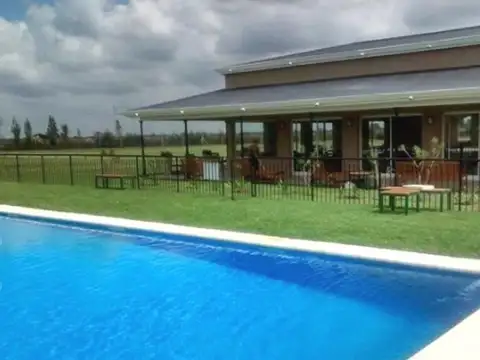 Terreno en Venta de 930,0 m2