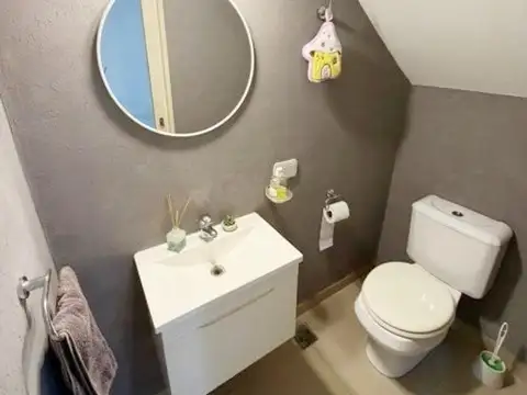 Depto Tipo Casa en Venta en Luis Guillon, USD 85.000