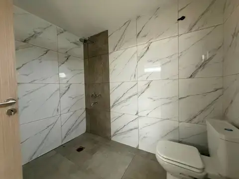 CASA DUPLEX 3 DORM. 2 BAÑOS DOCTA / NOBU