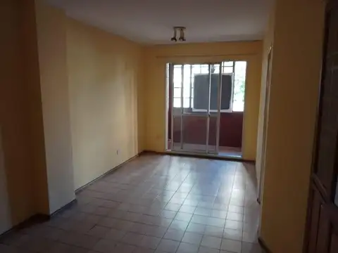 Departamento en zona Centro 