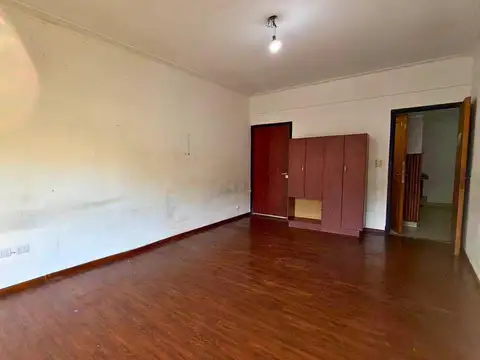 Depto Tipo Casa en Venta de 5 ambientes
